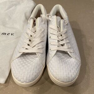 Brand new Bernie Mev quilted wife sneakers size 37
